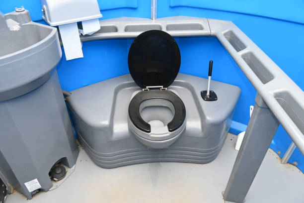 Best Portable restroom trailer rental  in Skidway Lake, MI