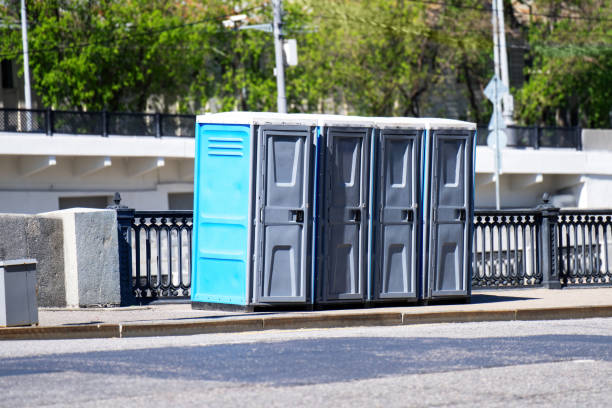 Portable Toilet Options We Offer in Skidway Lake, MI